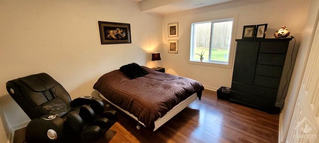 6737 6TH CONCESSION Road