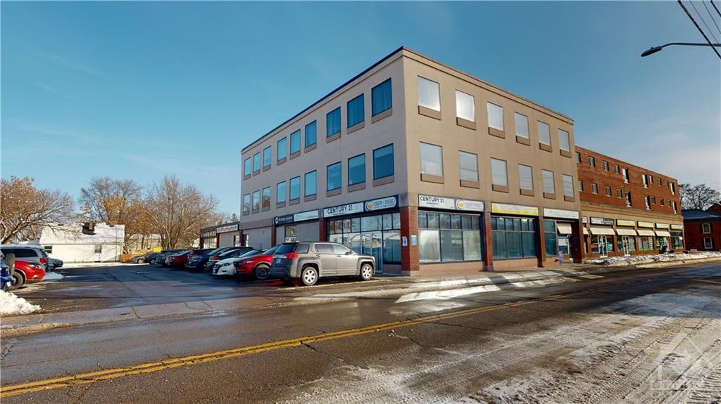 215 SANDERS Street, #201B