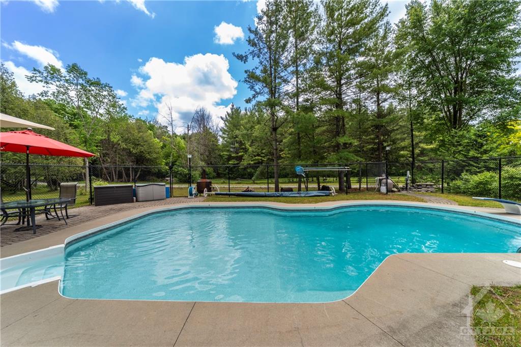 519 TOWNLINE Road