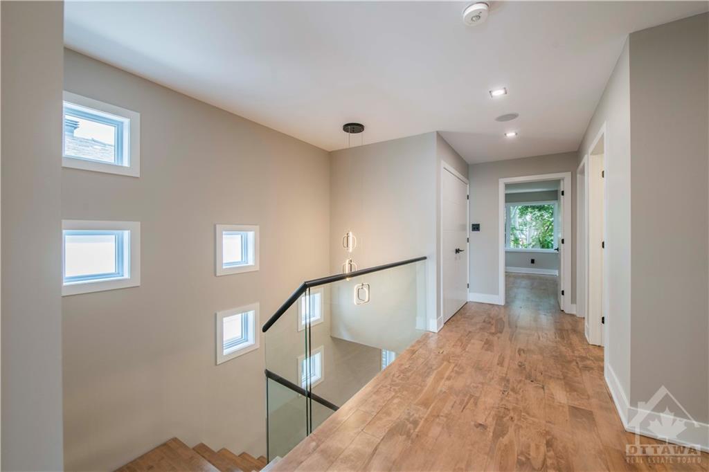 272 DOVERCOURT Avenue