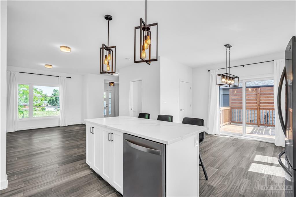106 ALMA Street W