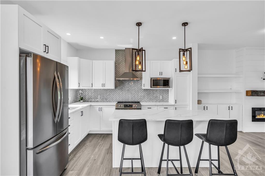 106 ALMA Street W