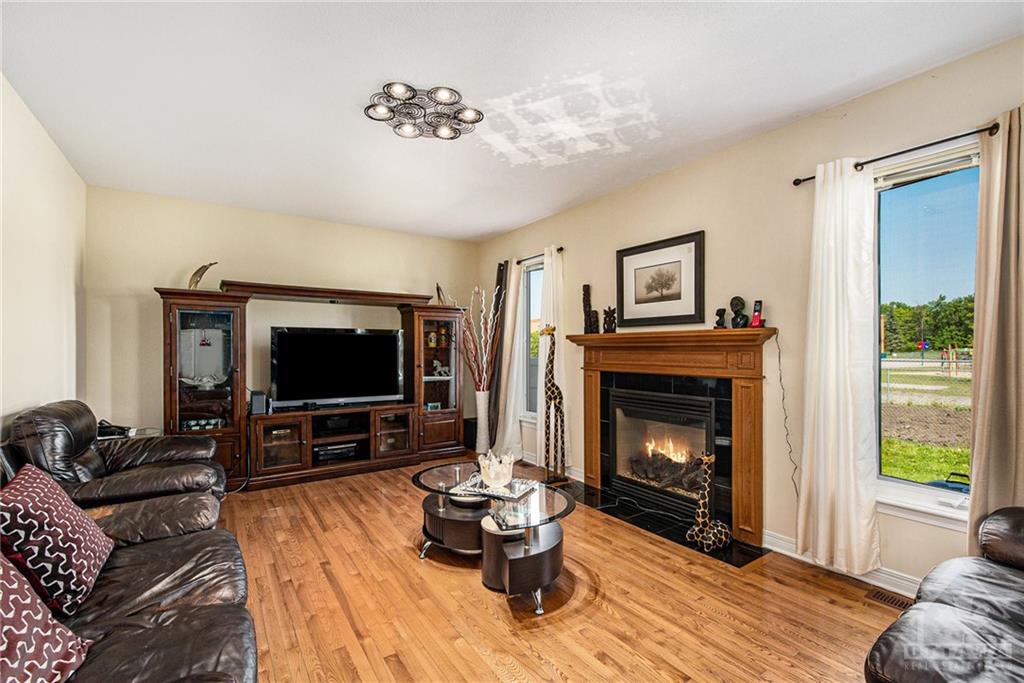 1981 PLAINHILL Drive