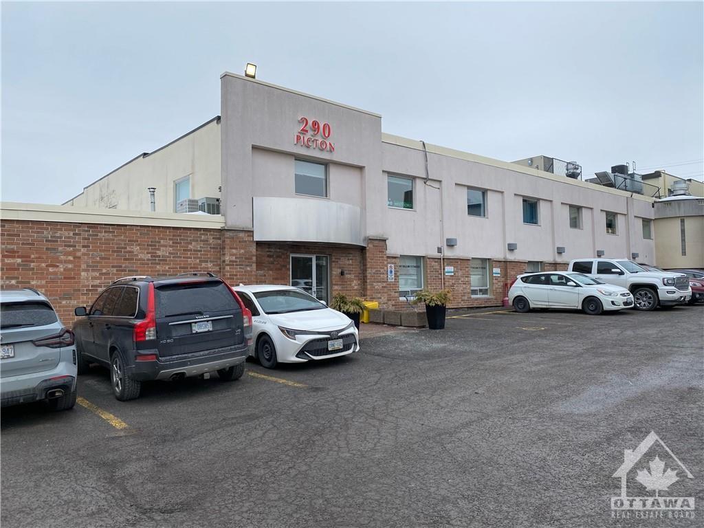 290 PICTON Avenue, #201