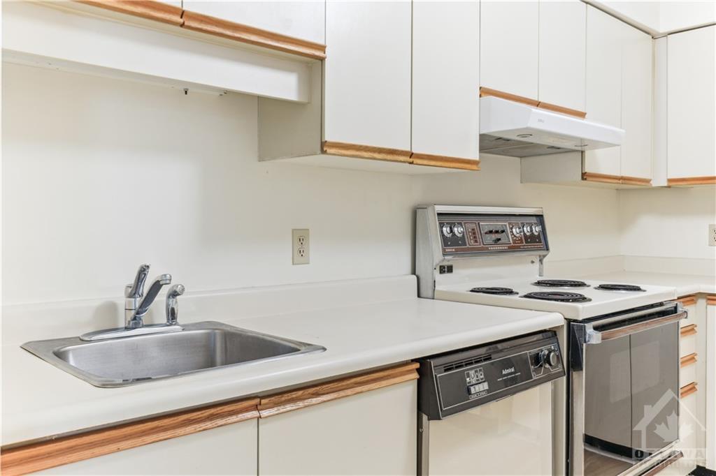 199 KENT Street, #1410