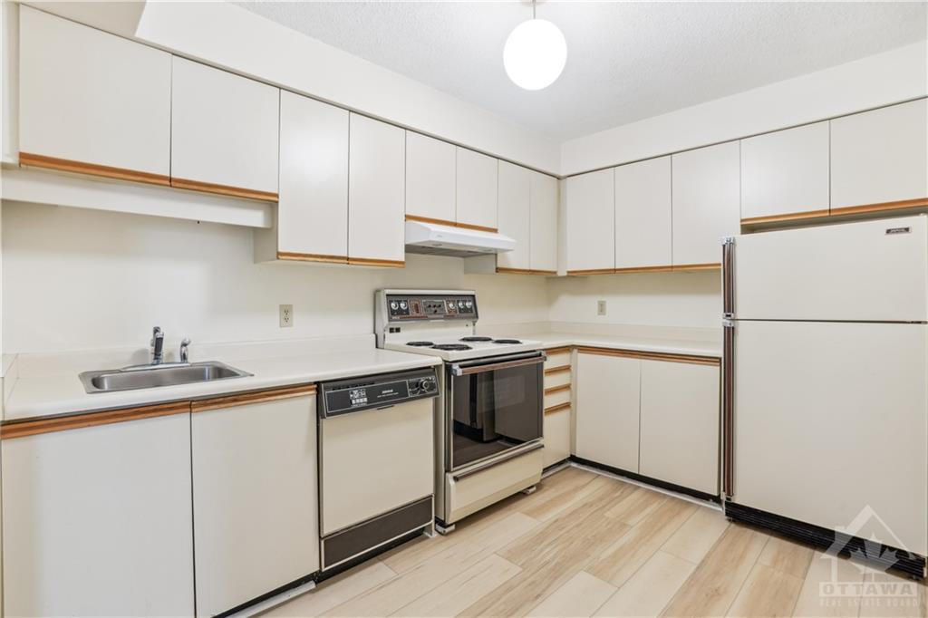 199 KENT Street, #1410