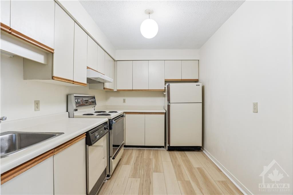 199 KENT Street, #1410