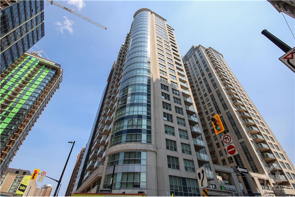 242 RIDEAU Street, Ottawa