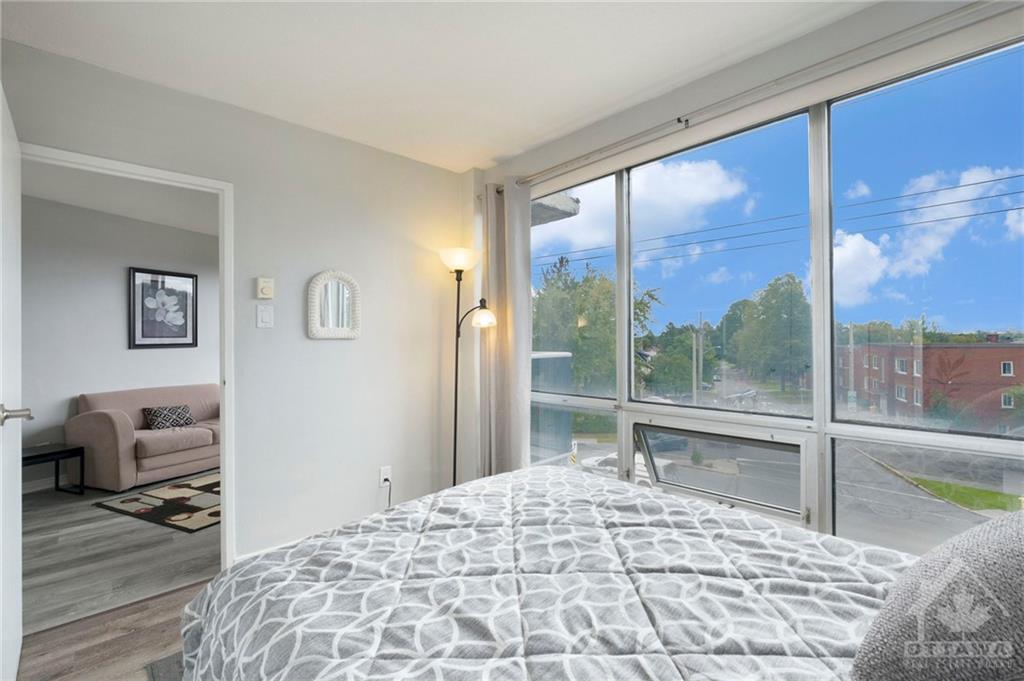 1160 MERIVALE Road