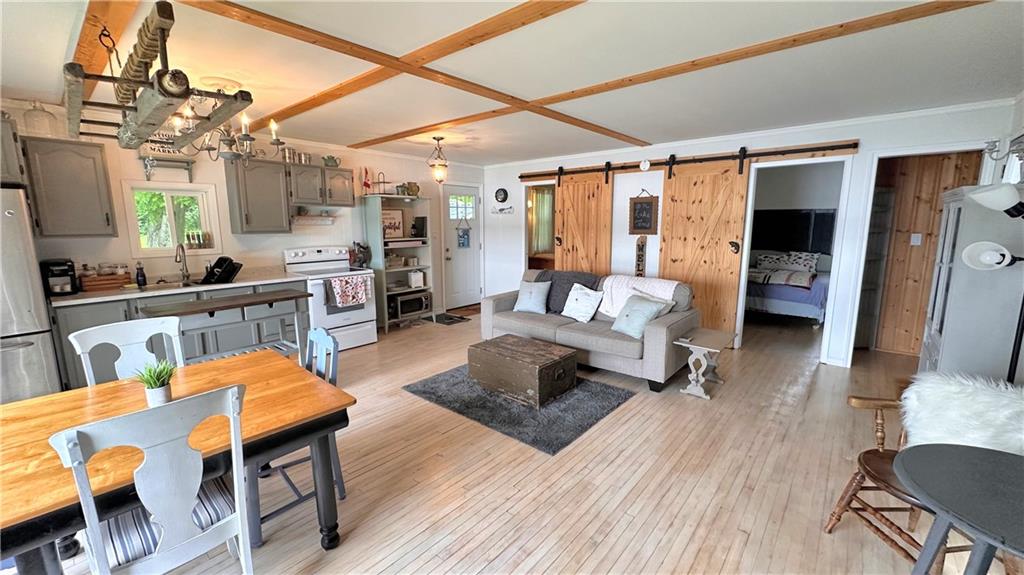 94 GRAHAM LAKE Road