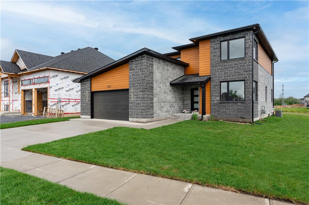 1623 OXBRIDGE Drive