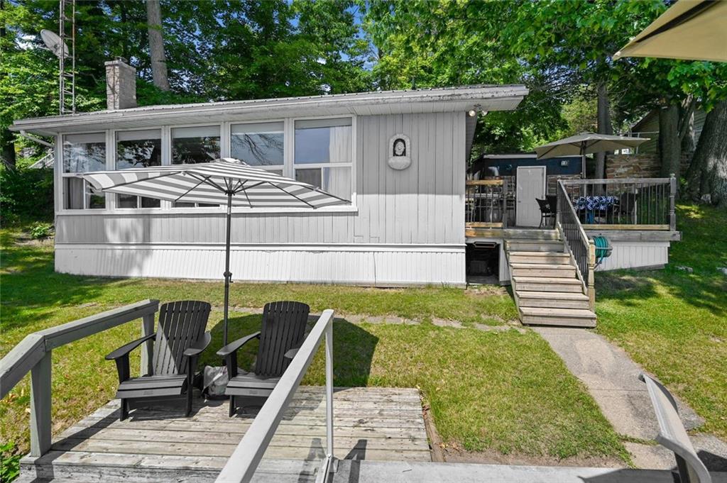 954 LOON BAY Lane