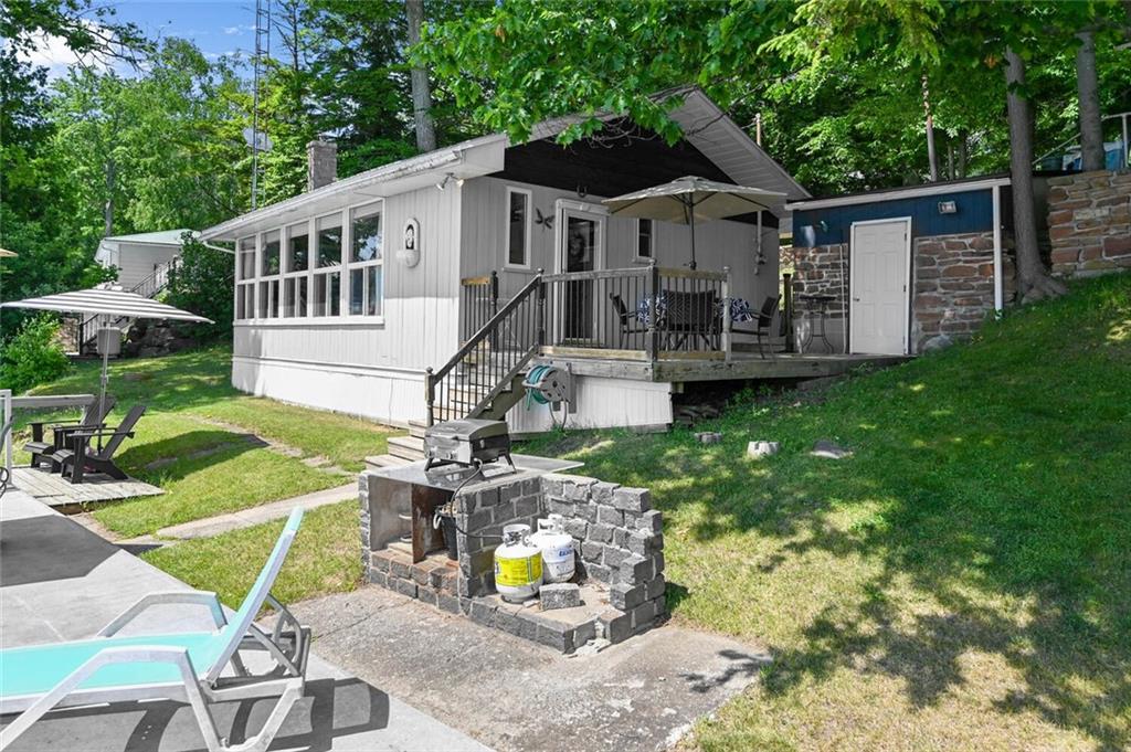 954 LOON BAY Lane