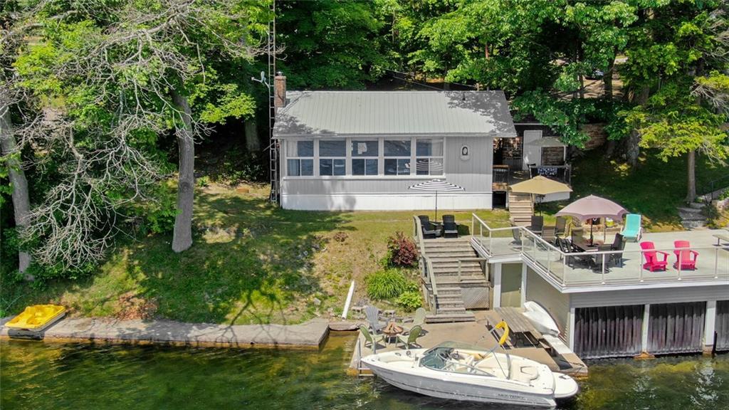954 LOON BAY Lane