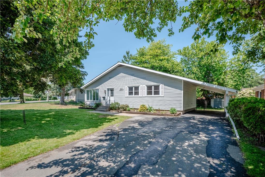 1661 SECOND Street W
