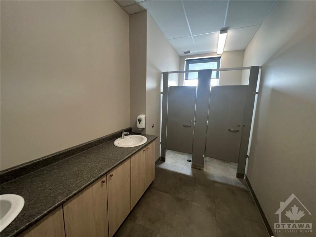 511 LACOLLE Way
