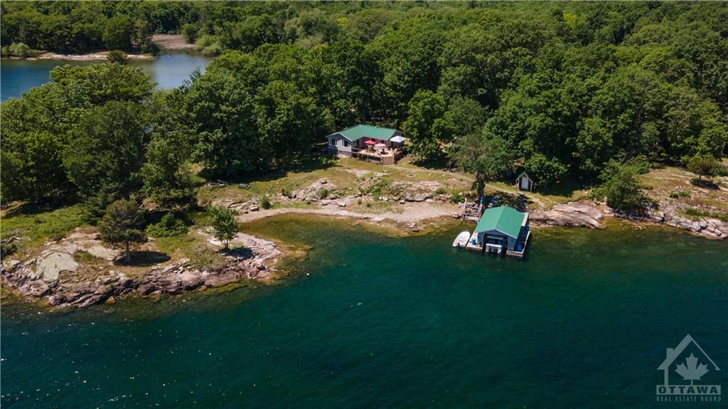 68 GRENADIER Island
