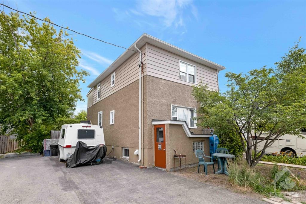 211 STE ANNE Street