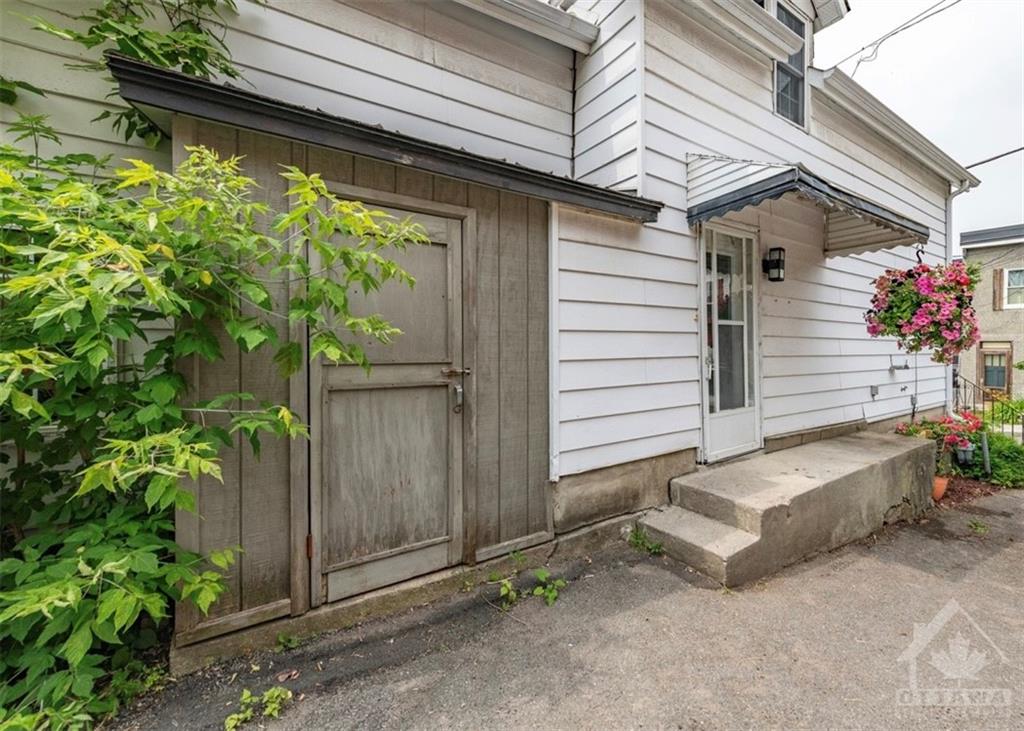 26 LOWREY Street