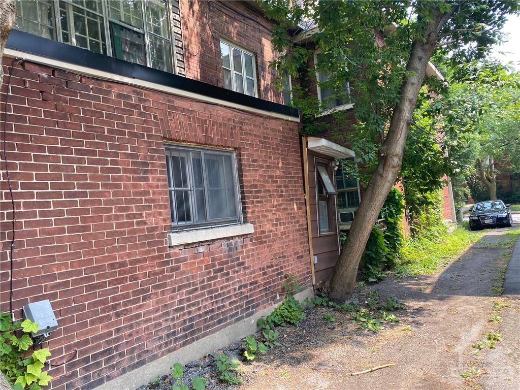 79-81 JAMES Street