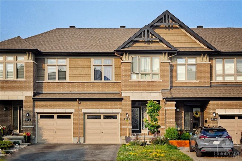 616 GUERNSEY Place