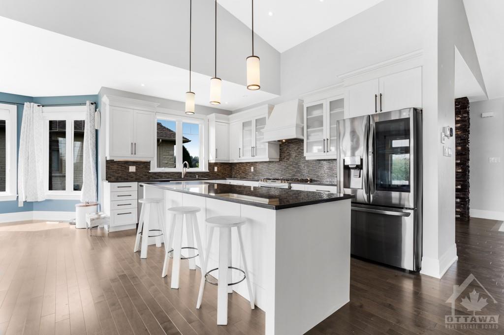 1453 WATER'S EDGE Way