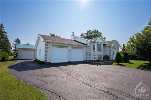 1295 ST-ANDRE Road, Embrun