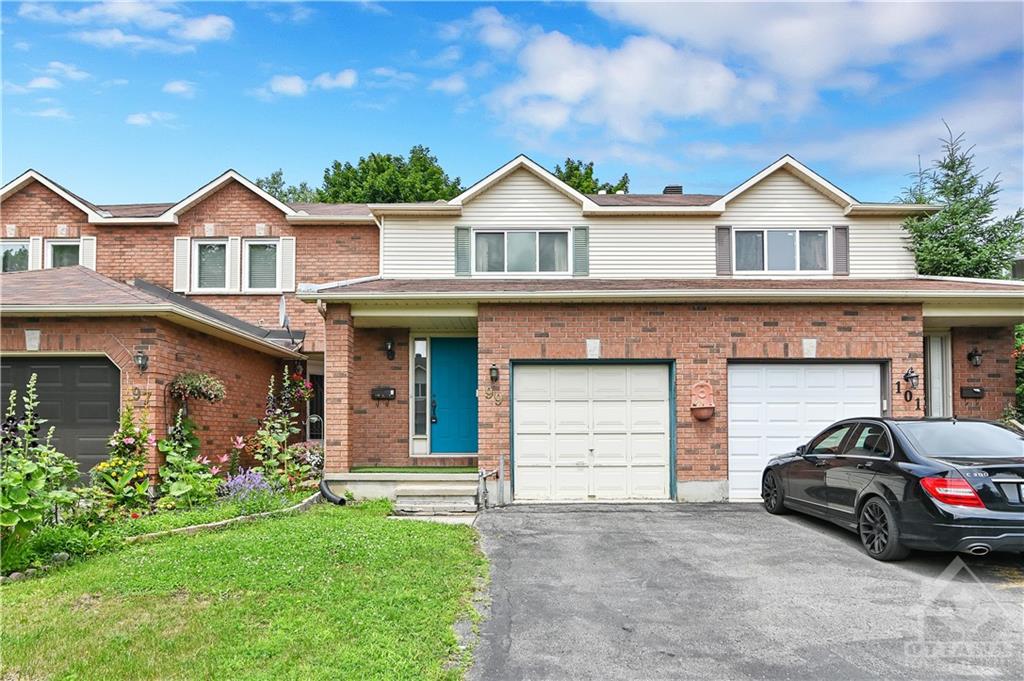 99 HUNTERSWOOD Crescent