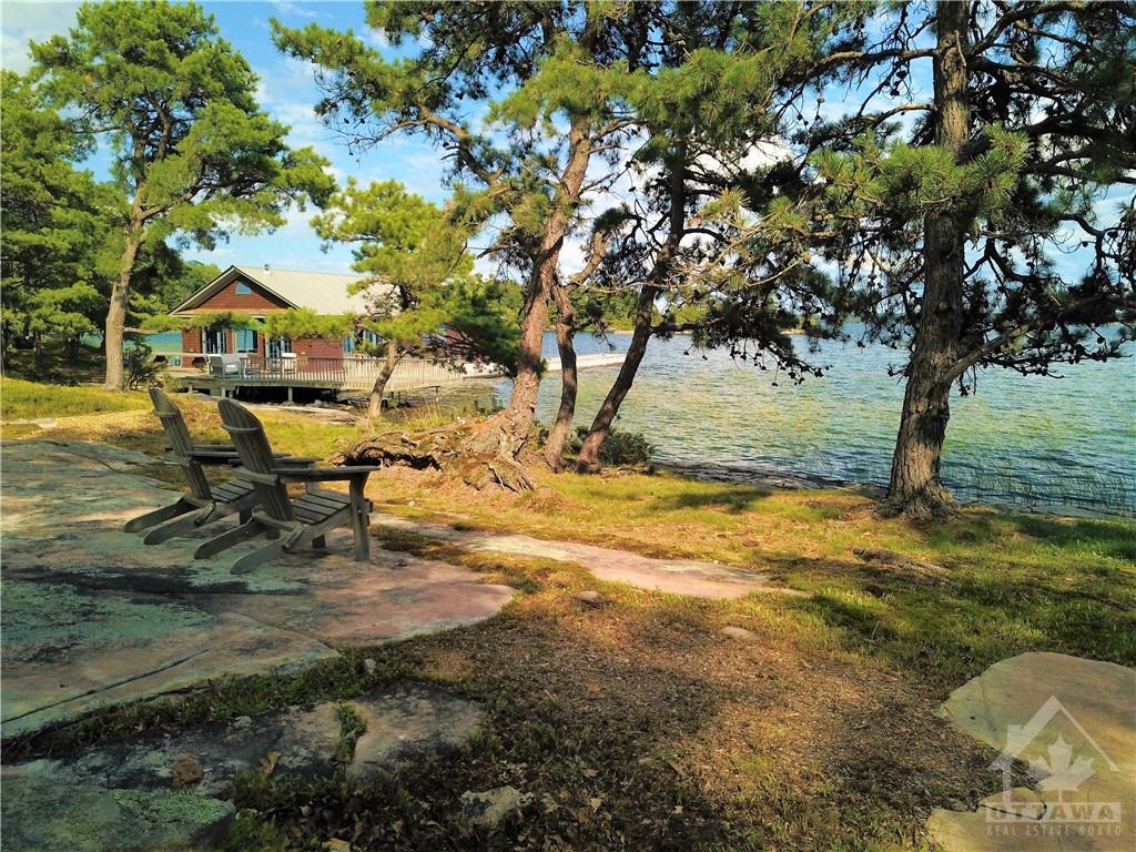 115 E Island