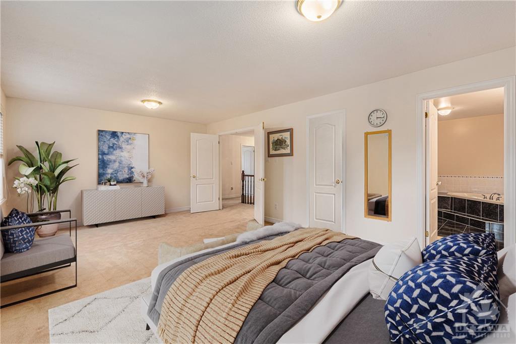 1774 HEATHERSTONE Crescent