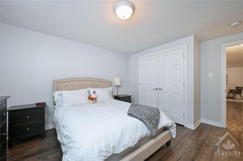 260 ROYAL LANDING Gate