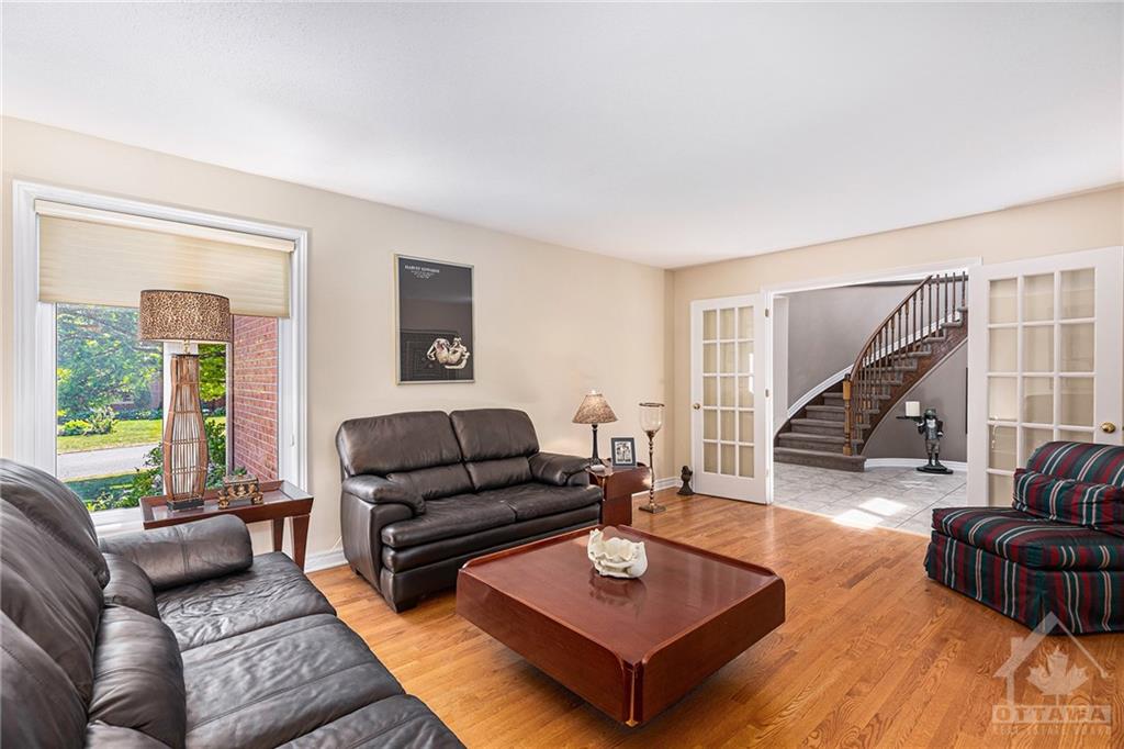 60 ROSENFELD Crescent