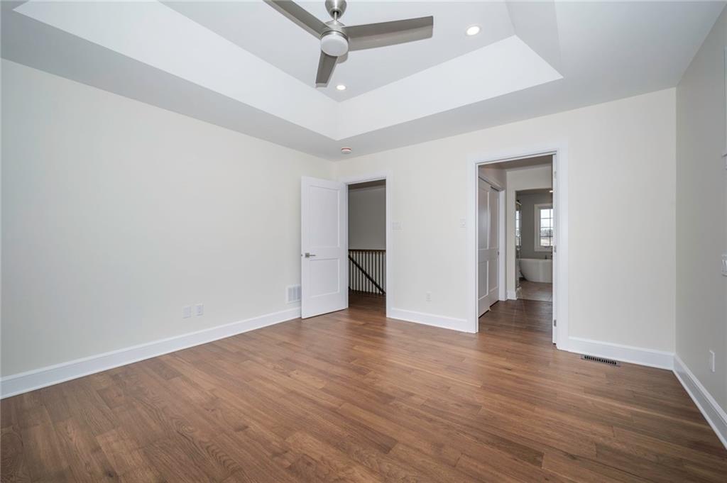 1233 WESBURKE Avenue