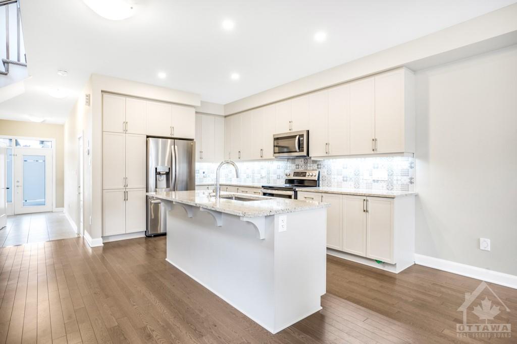 127 ANGELONIA Crescent