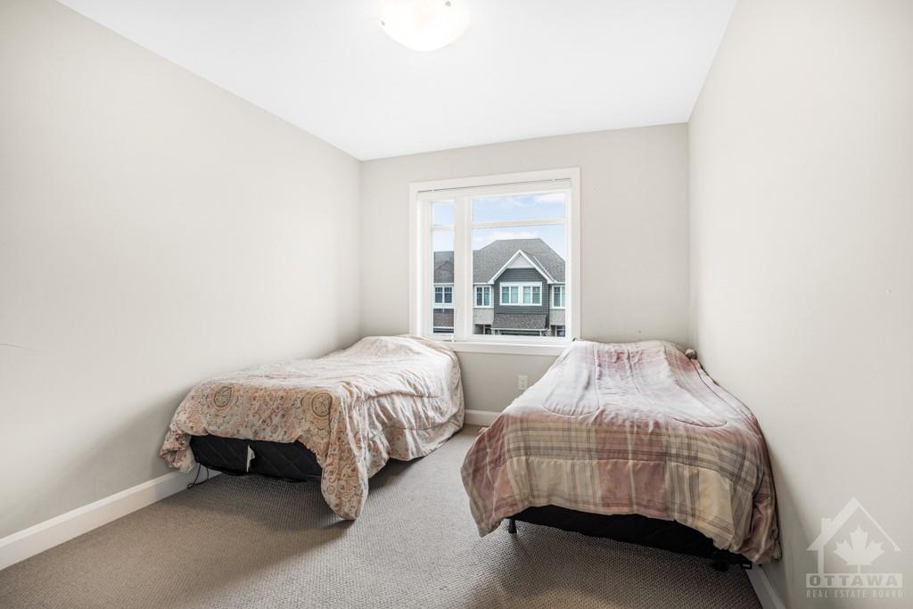 127 ANGELONIA Crescent
