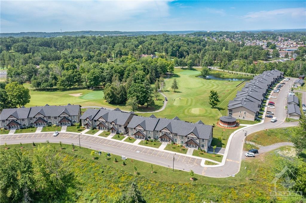 360 MONTEE OUTAOUAIS Street, #701