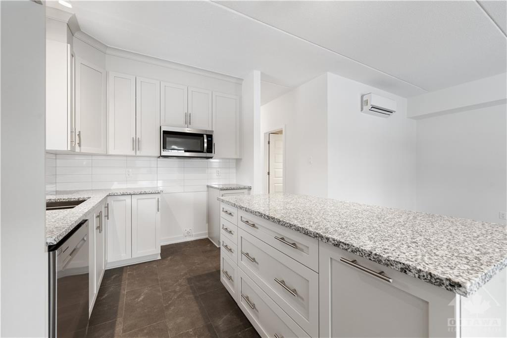 360 MONTEE OUTAOUAIS Street, #701