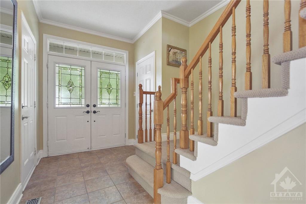 136 LAMPLIGHTERS Drive
