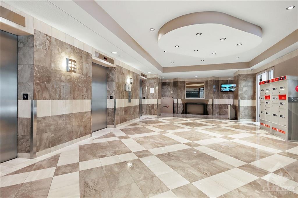 199 KENT Street, #406
