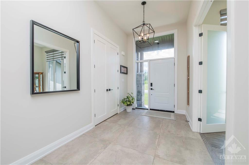15 RIDEAU CROSSING Crescent