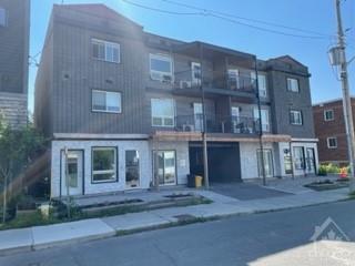 238 CARRUTHERS Avenue, #304