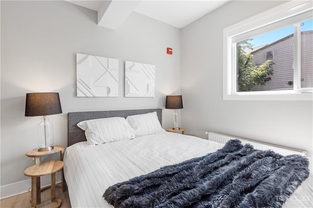 238 CARRUTHERS Avenue, #101