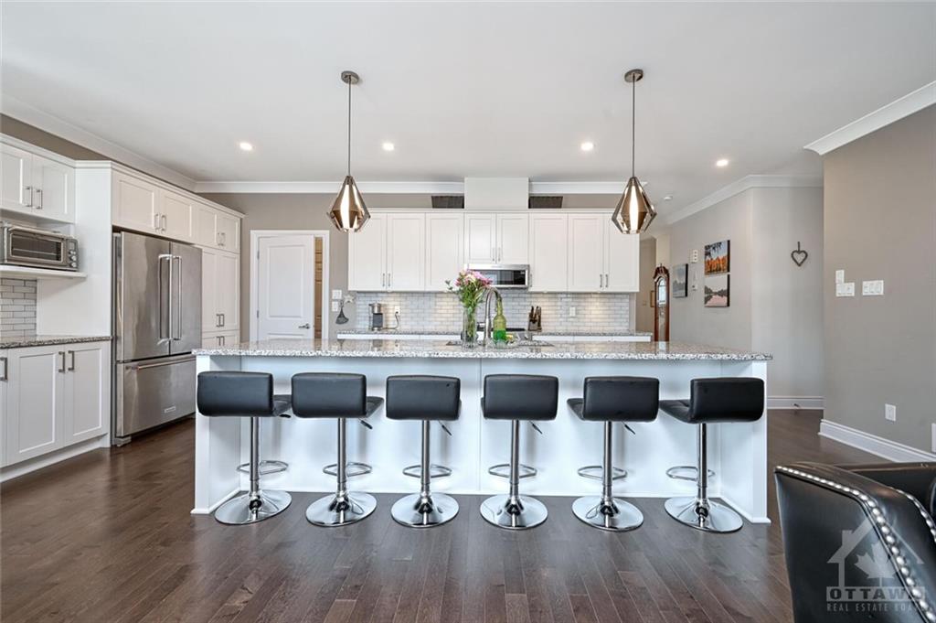 874 PERCIVAL Crescent