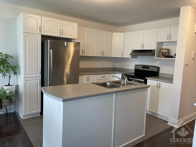 1133 CLEMENT Court