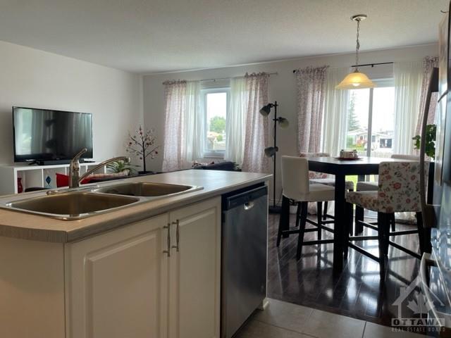 1133 CLEMENT Court