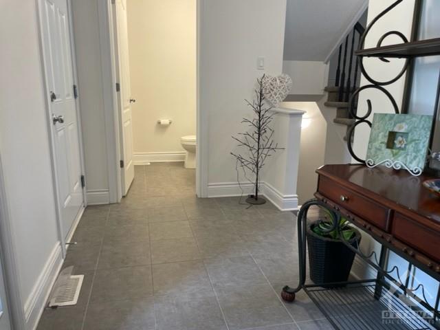 1133 CLEMENT Court