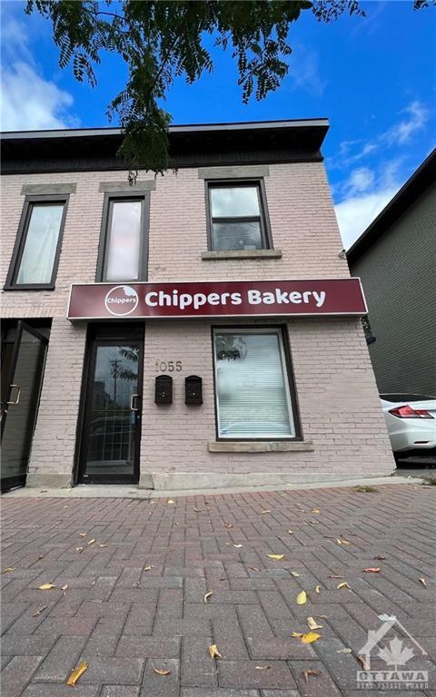 1055 SOMERSET Street, #2