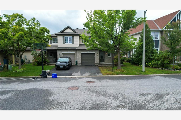 106 FURNESS Way, Ottawa