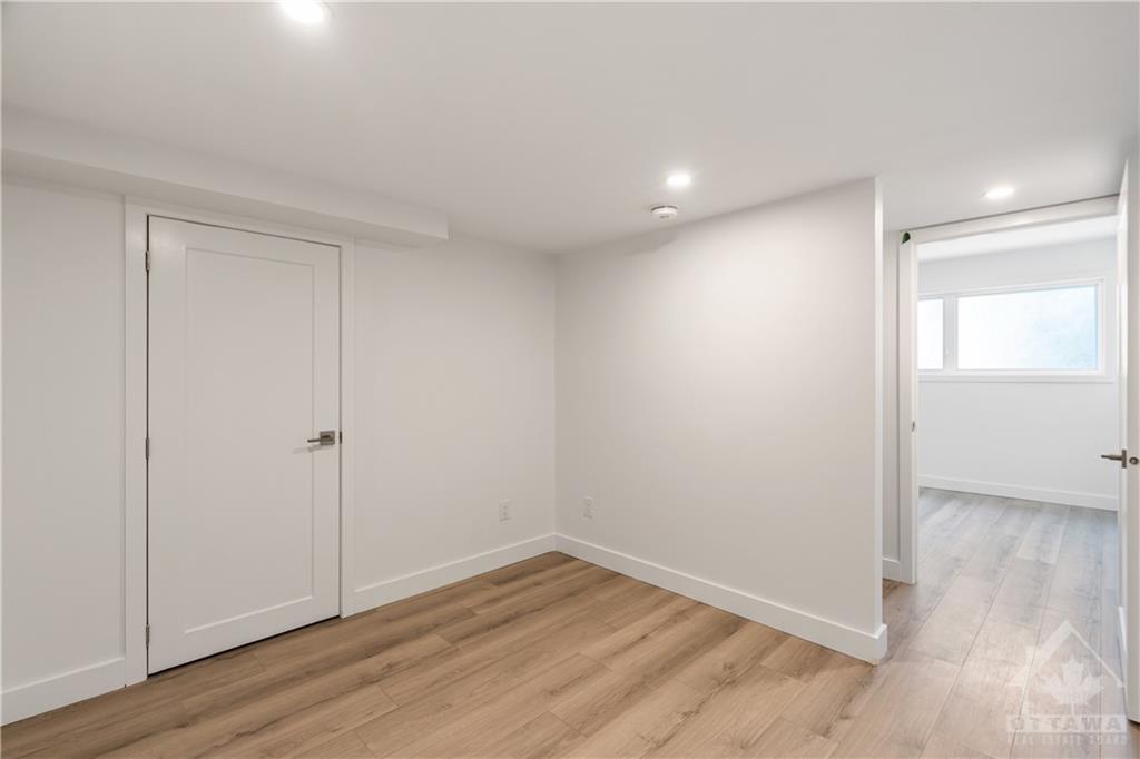 288 DUNCAIRN Avenue