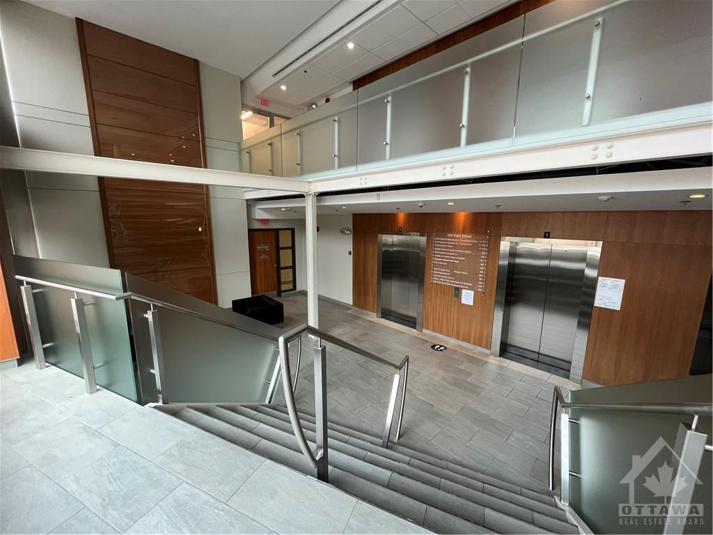 359 KENT Street, #200